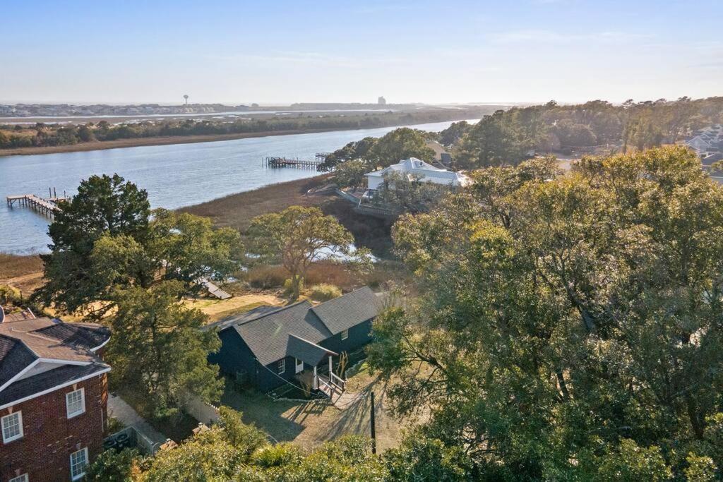 Вилла Dolphin Cove - Whole Waterfront House With Dock Ошен-Айл-Бич Экстерьер фото