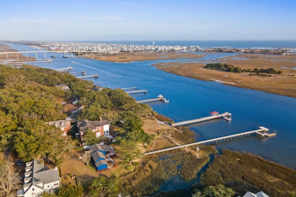 Вилла Dolphin Cove - Whole Waterfront House With Dock Ошен-Айл-Бич Экстерьер фото